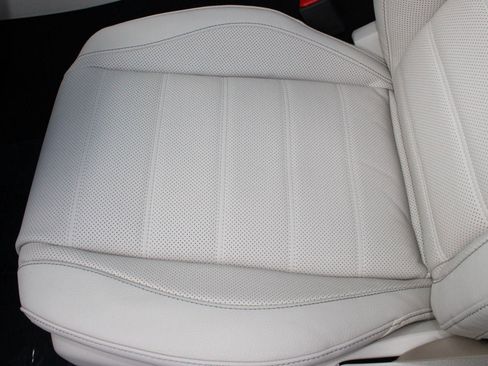 New 2026 Mercedes-Benz GLE 450 4MATIC image 14