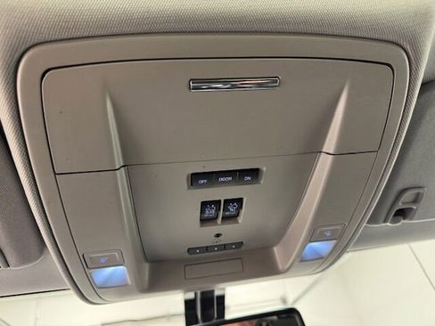 Used 2015 GMC Sierra 2500 SLT w/ Suspension Package, Off-Road image 26