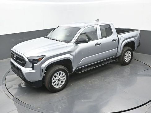 Used 2026 Toyota Tacoma SR w/ SR Upgrade Package image 29