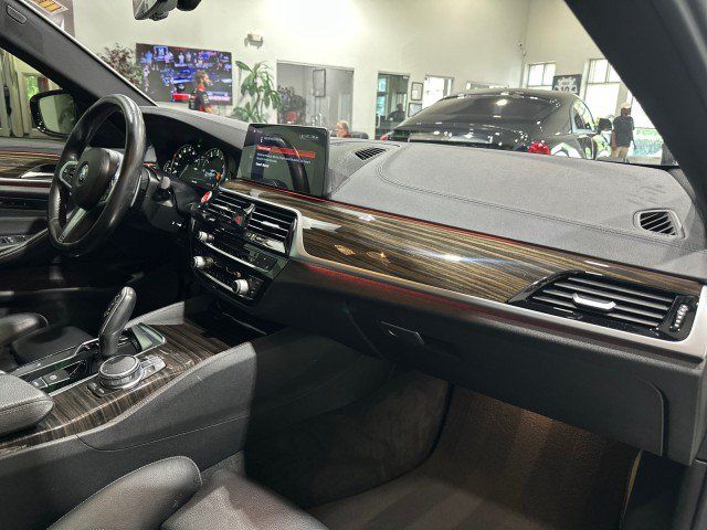 Used 2018 BMW 540i RWD image 56