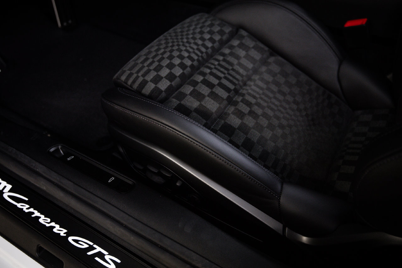 Certified 2026 Porsche 911 Carrera GTS RWD image 14