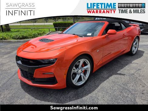 Used 2019 Chevrolet Camaro SS RWD image 18