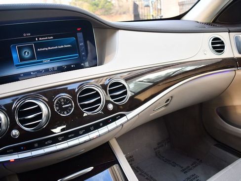 Used 2018 Mercedes-Benz S 560 4MATIC Sedan image 35