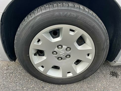 Used 2005 Dodge Magnum SE RWD image 12