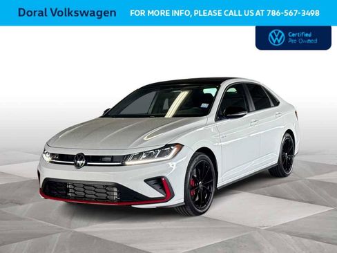 Used 2026 Volkswagen Jetta GLI Autobahn FWD image 4
