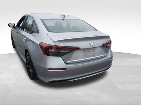 Used 2025 Honda Civic Sport image 6