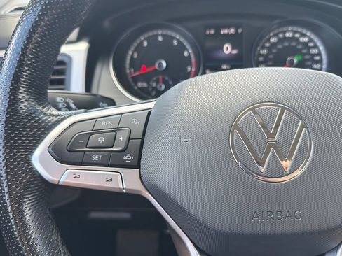 Certified 2021 Volkswagen Atlas SE FWD image 13