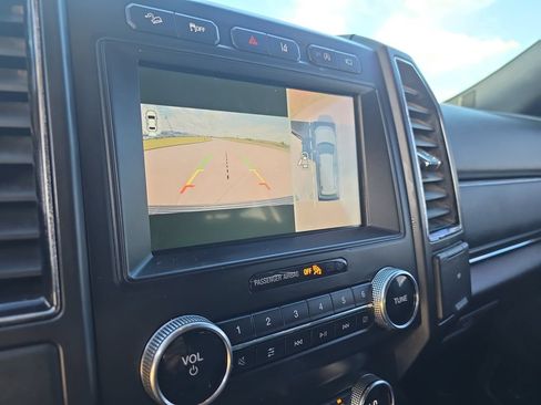 Used 2020 Ford Expedition Limited w/ Equipment Group 302A AWD/4WD image 24