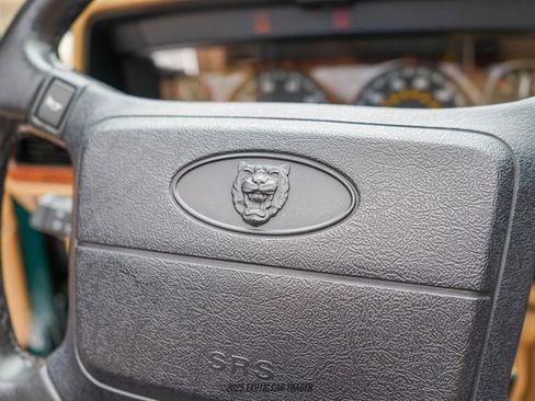 Used 1994 Jaguar XJS V12 Convertible image 42