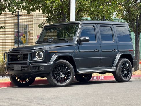 Used 2022 Mercedes-Benz G 550 w/ Exclusive Interior Package image 2