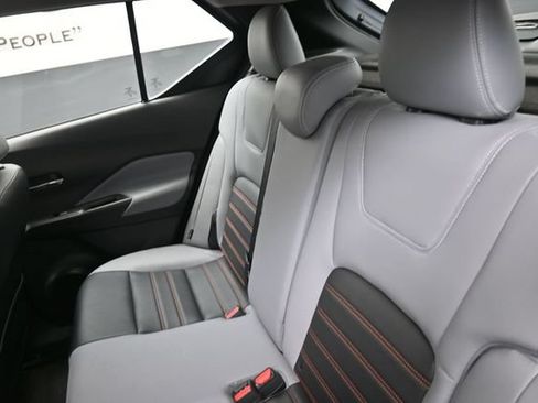 Used 2023 Nissan Kicks SR w/ SR Premium Package FWD image 20
