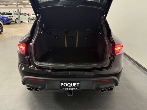 Used 2024 Porsche Macan AWD/4WD image 15