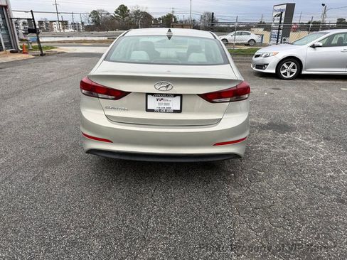 Used 2017 Hyundai Elantra SE image 6