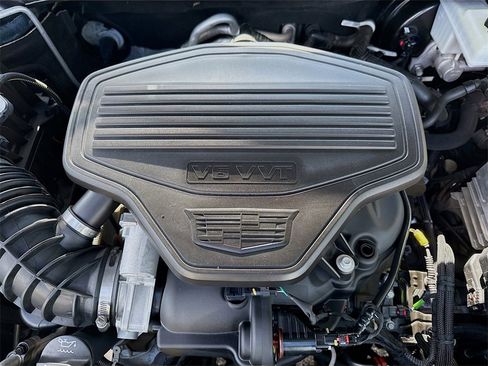 Used 2021 Cadillac XT6 Premium Luxury image 34