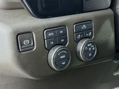 Used 2023 Chevrolet Silverado 1500 RST image 11