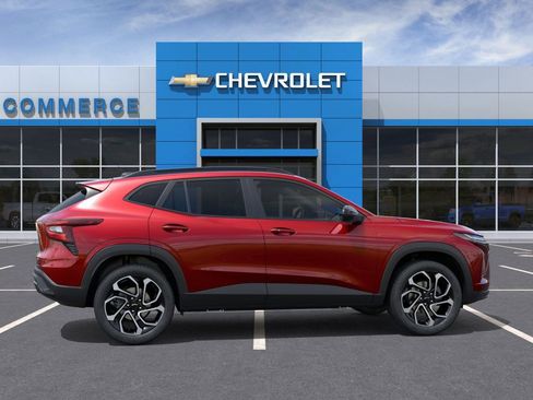 New 2026 Chevrolet Trax RS w/ Sunroof Package image 5