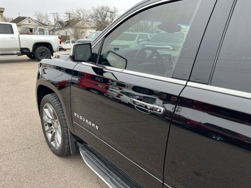 Used 2015 Chevrolet Suburban LTZ image 14