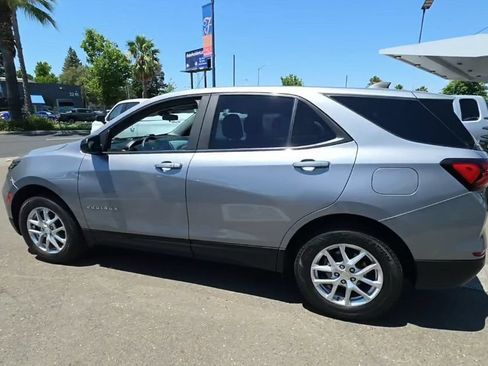 Used 2023 Chevrolet Equinox LS w/ LS Convenience Package AWD/4WD image 26