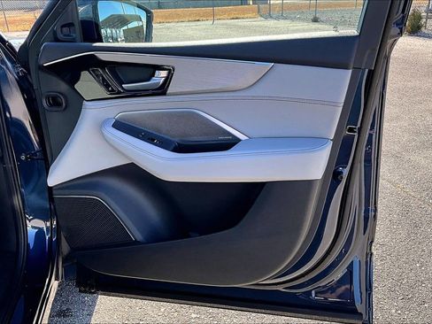 New 2026 Acura MDX w/ Advance Package image 11