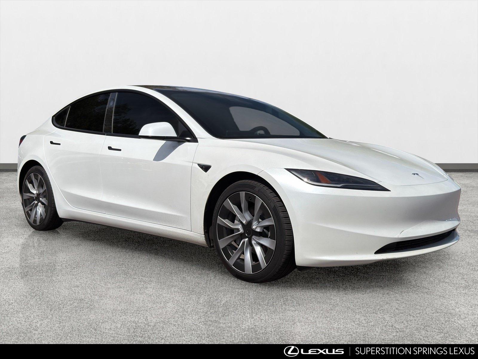 Used 2024 Tesla Model 3 Standard Range RWD image 2