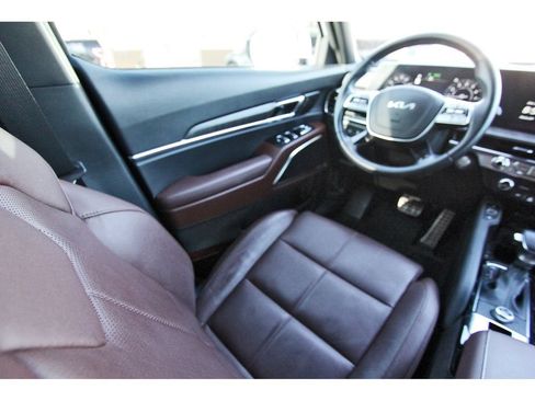 Used 2023 Kia Telluride SX FWD image 7