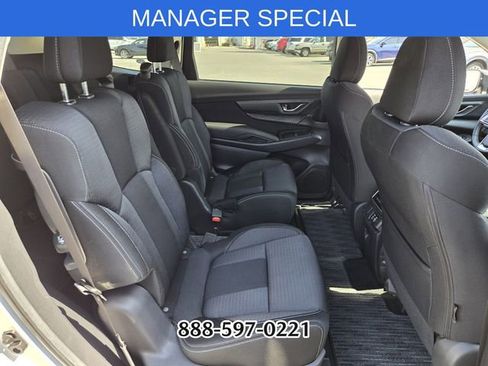 Used 2024 Subaru Ascent Premium w/ Convenience Package AWD/4WD image 17