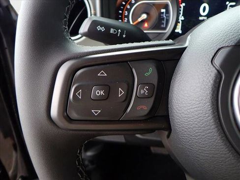 New 2025 Jeep Gladiator Mojave image 13