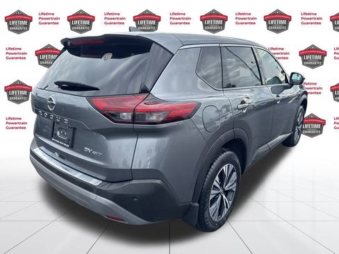 Certified 2021 Nissan Rogue SV image 5