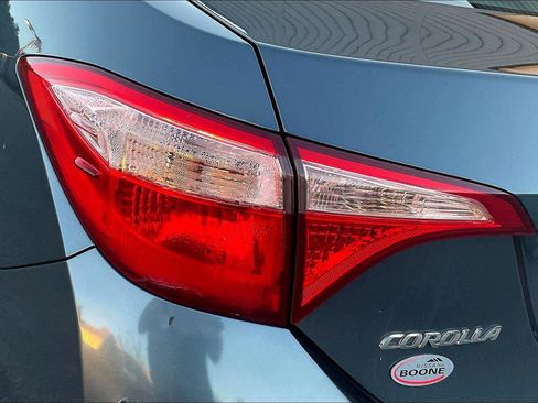 Used 2017 Toyota Corolla L image 31
