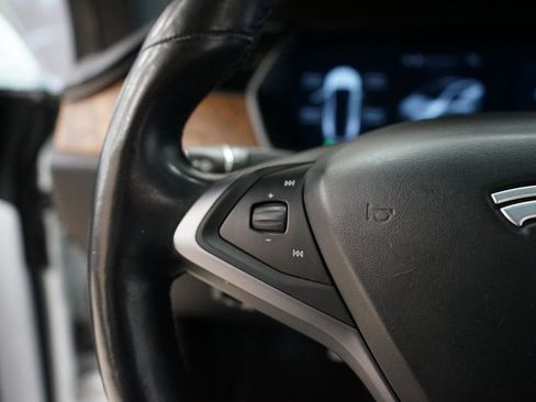 Used 2020 Tesla Model X Long Range image 35