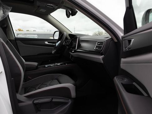 New 2026 Volkswagen Atlas Peak Edition image 41