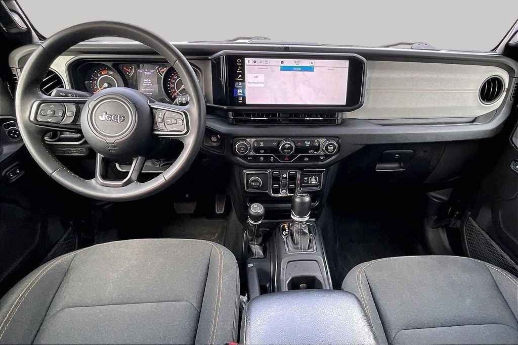 Used 2024 Jeep Wrangler Unlimited Sport AWD/4WD image 16