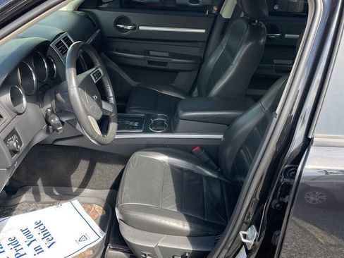 Used 2010 Dodge Charger R/T RWD image 9