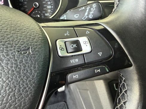 Used 2020 Volkswagen Tiguan SE R-Line image 24