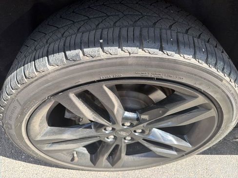 Certified 2021 Ford Edge ST w/ Equipment Group 401A image 5