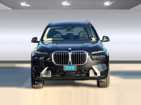 New 2026 BMW X7 xDrive40i image 5