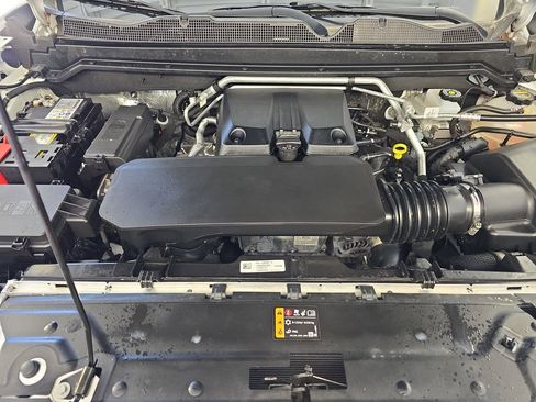 Used 2024 GMC Canyon AT4X image 31