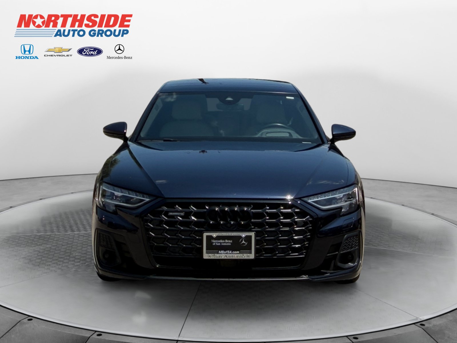 Used 2024 Audi A8 L 3.0T AWD/4WD image 2