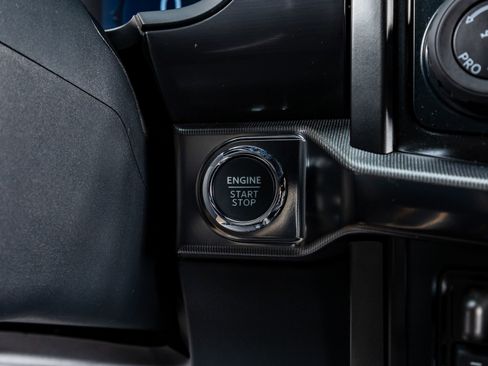 Used 2025 Ford F150 Lariat w/ Equipment Group 501A Mid image 23