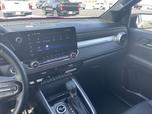 Used 2024 Chevrolet Colorado LT w/ LT Convenience Package III image 16