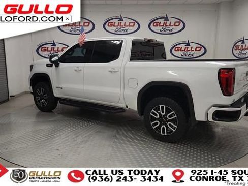 Used 2024 GMC Sierra 1500 AT4 w/ Technology Package image 4