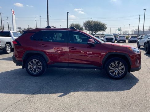 Certified 2024 Toyota RAV4 XLE Premium image 4