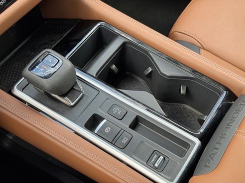 Certified 2024 Nissan Pathfinder Platinum w/ Cargo Package image 26