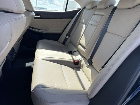 Certified 2020 Lexus IS 300 image 23