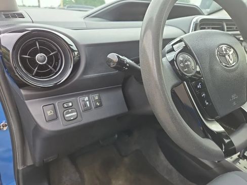 Used 2018 Toyota Prius C Two w/ Carpet Mat Package FWD image 12