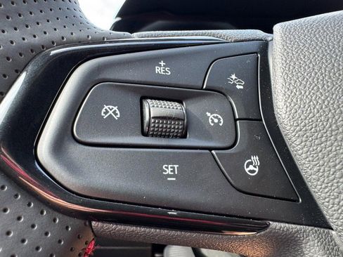 New 2025 Chevrolet Trax RS image 35