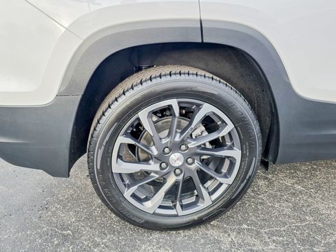 Used 2022 GMC Terrain SLT w/ Infotainment Package II image 15