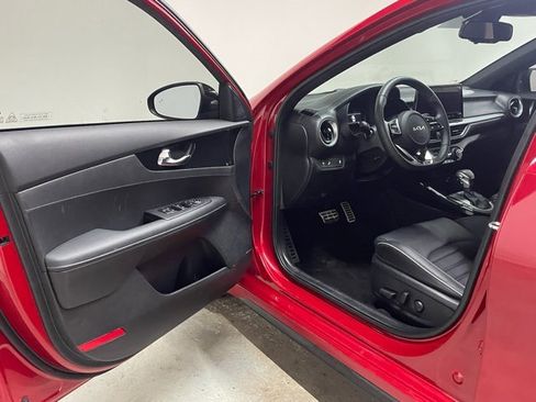 Used 2024 Kia Forte GT-Line w/ GT-Line Premium Package image 23