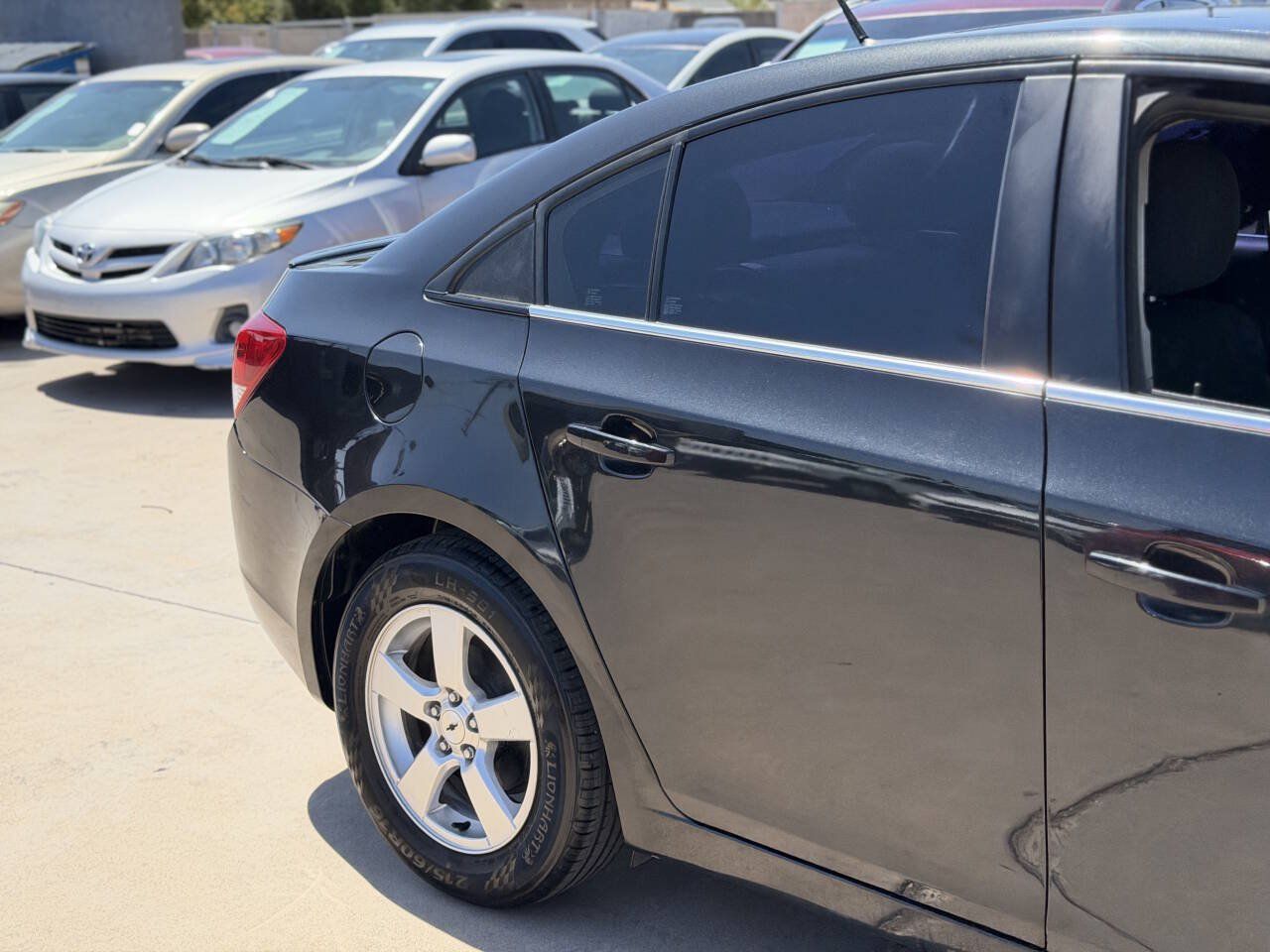Used 2014 Chevrolet Cruze LT w/ Technology Package FWD image 16