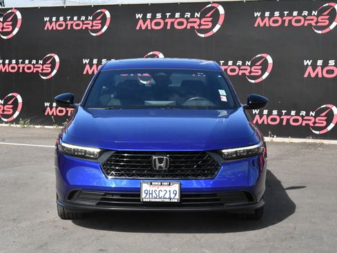 Used 2024 Honda Accord Sport image 2